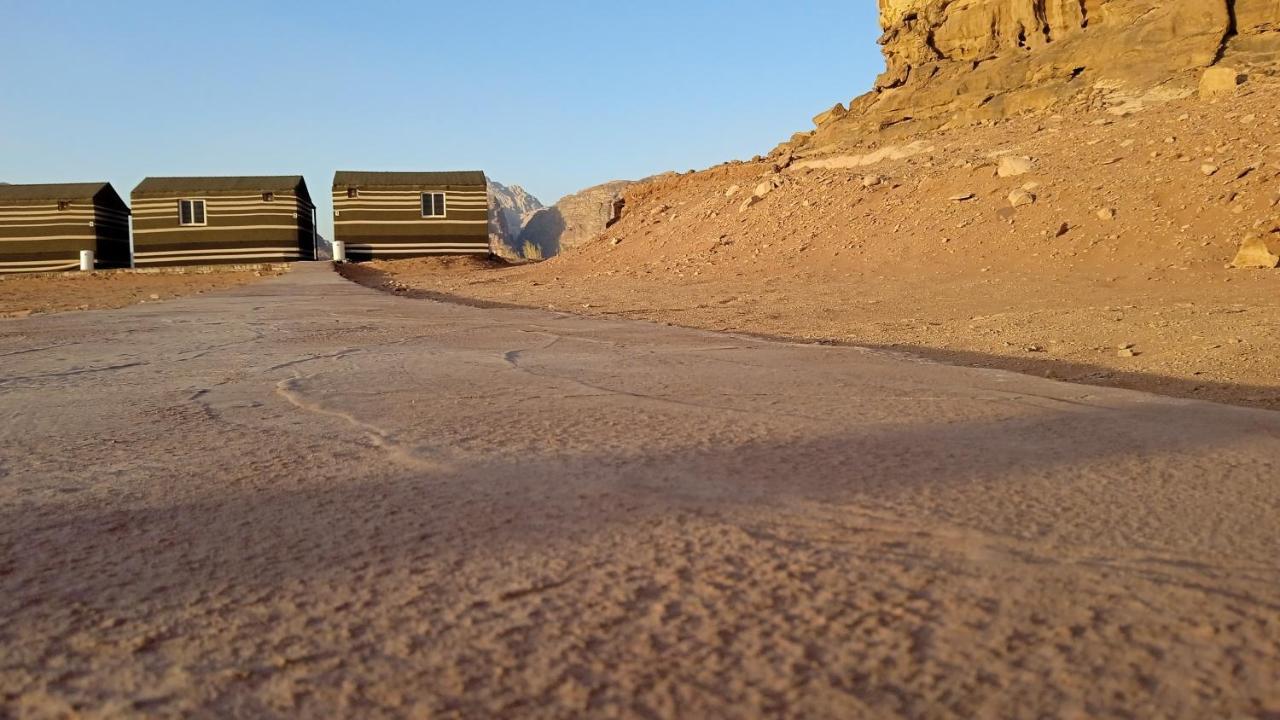 Rum Titanic Wadi Rum Exterior foto