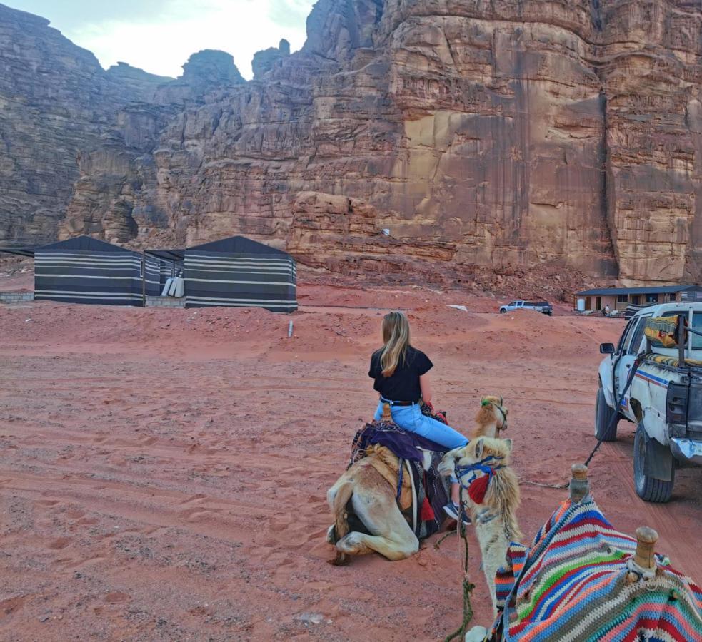 Rum Titanic Wadi Rum Exterior foto