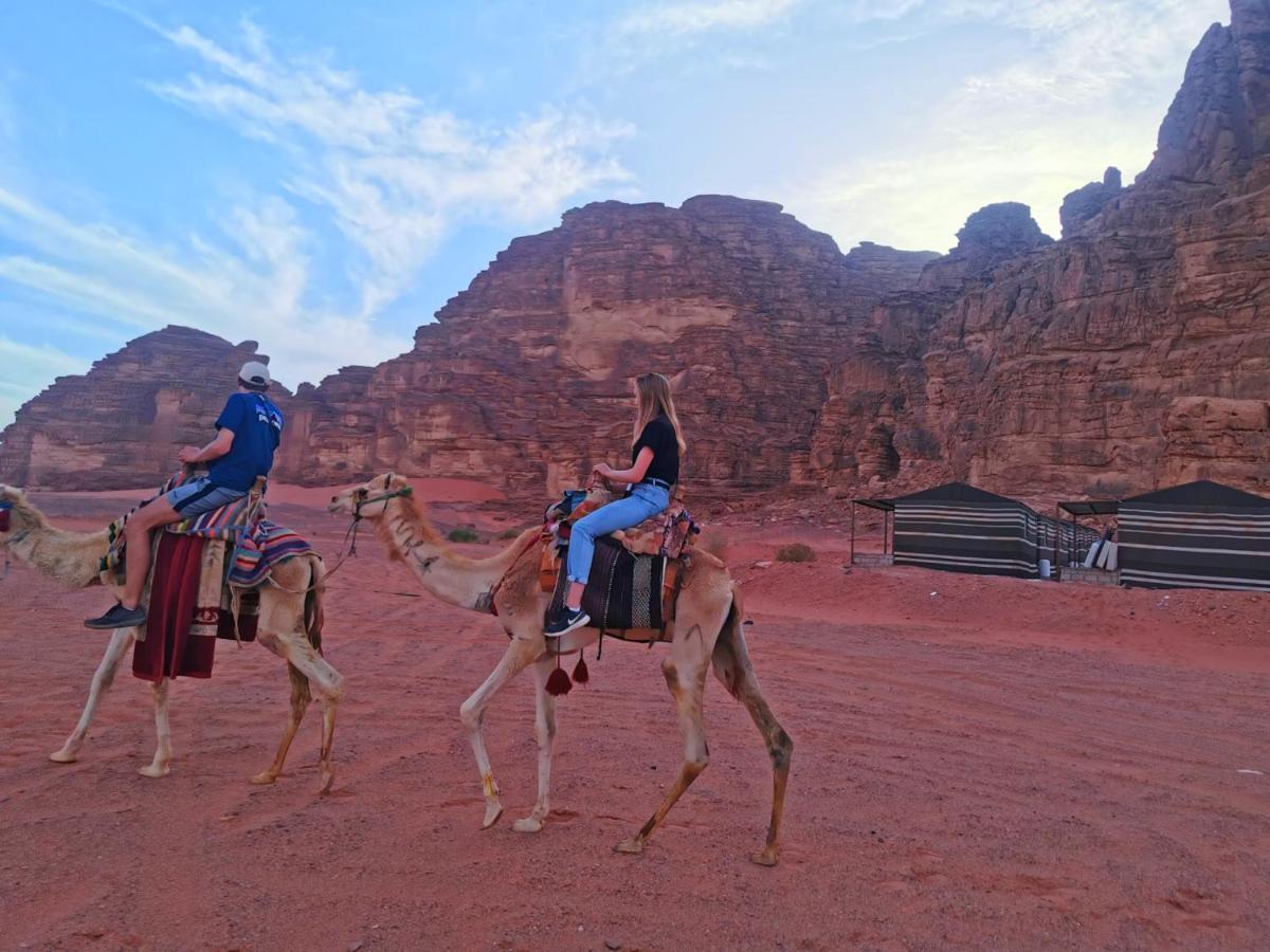 Rum Titanic Wadi Rum Exterior foto